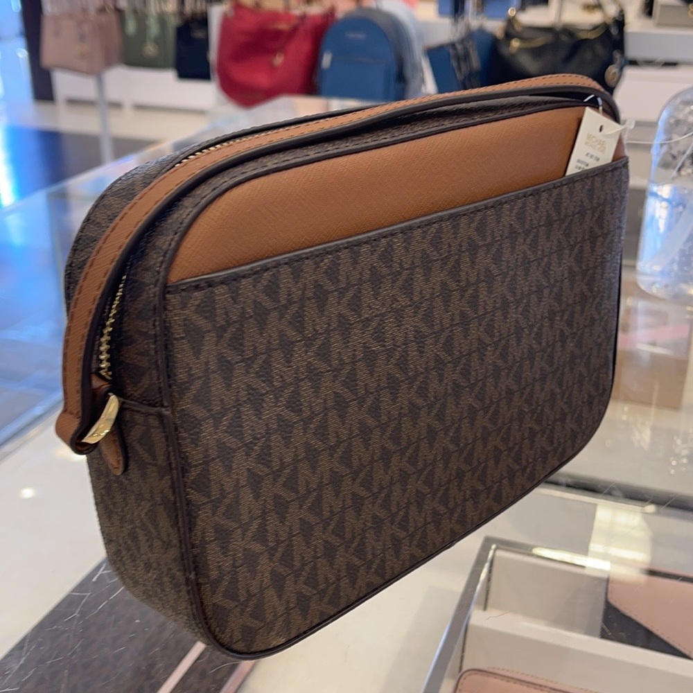 Michael Kors Jet Set Item Large East West Zip Chain MK Signature Crossbody Bag - Picture 7 of 16